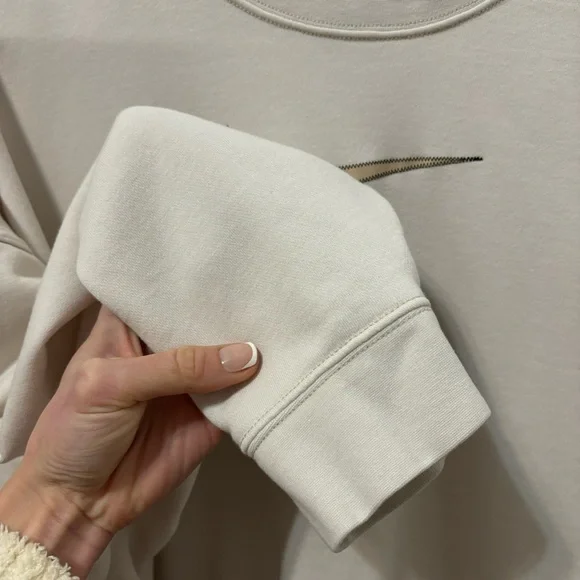 Nike Logo Sportswear Cream Crewneck - Picture 6 of 8
